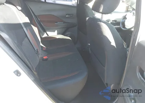 2018 Nissan Kicks Sr from USA, damaged, VIN 3N1CP5CU2JL526318